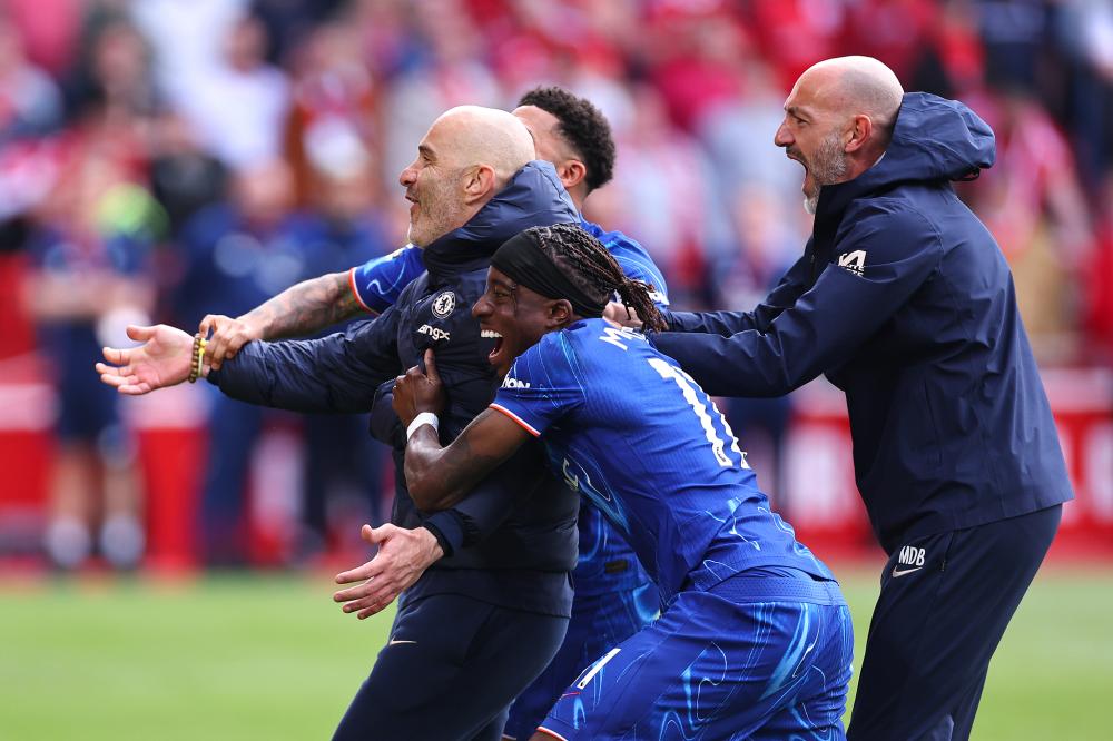 今天是北京时间2025年11月23日星期日,欢迎收看早报！